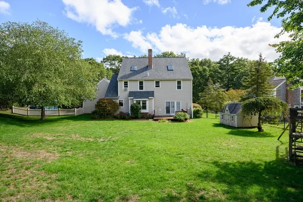 $1,100,000 | 72 Pilgrim Trail, Marshfield, MA 02050