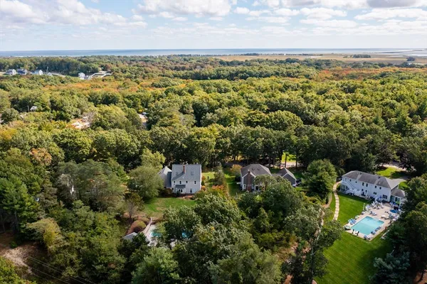 $1,100,000 | 72 Pilgrim Trail, Marshfield, MA 02050