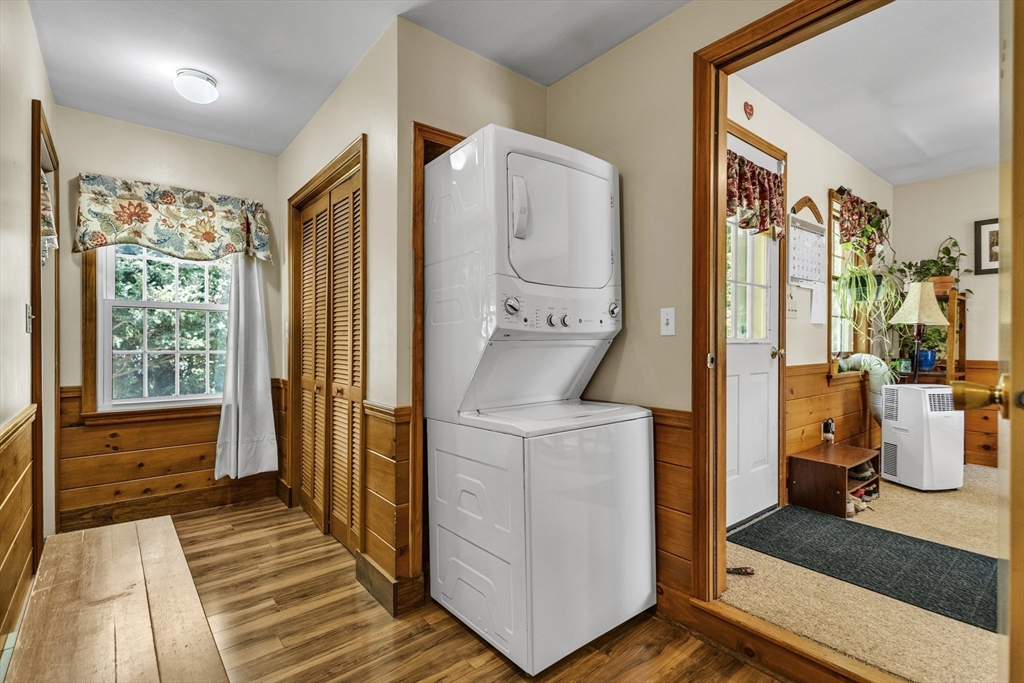 72 Powers Road Holden, MA 01520 - Photo 20 of 30 Gallery Image 20