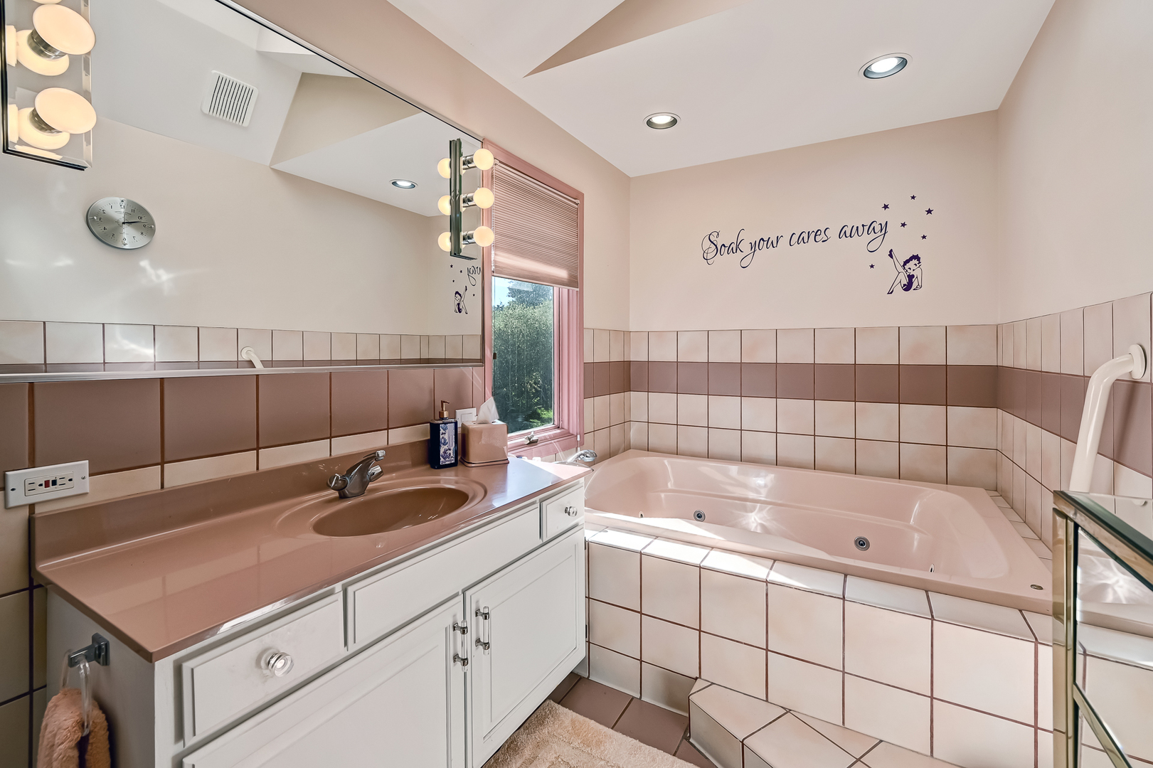 508 Ridgemoor Drive Willowbrook, IL 60527 - Photo 23 of 31 Gallery Image 23