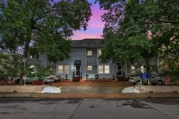 $2,745 | 2135 Acklen Avenue, Unit 8, Nashville, TN 37212