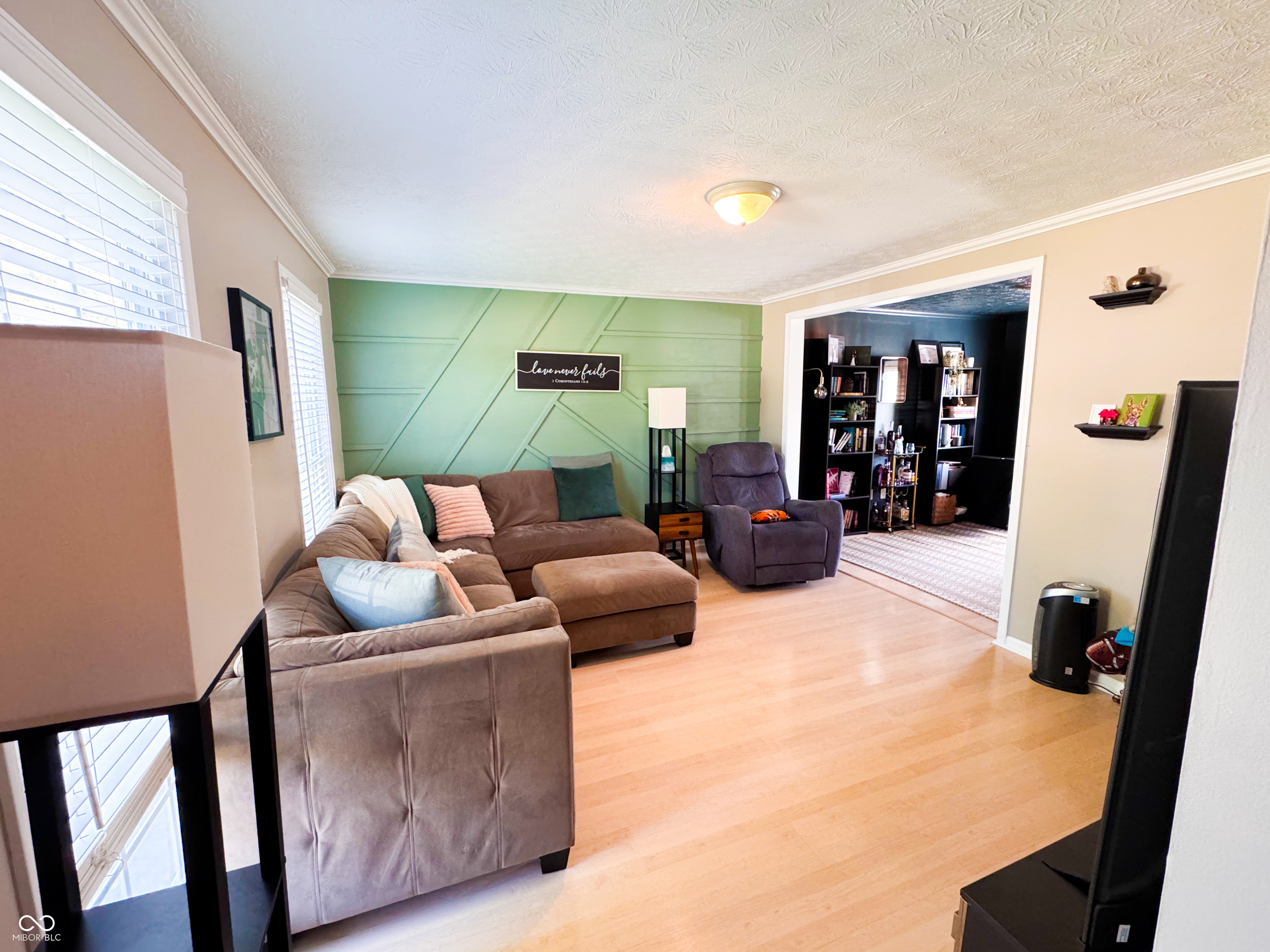 8017 Cardinal Cove West Indianapolis, IN 46256 - Photo 7 of 44 Gallery Image 7