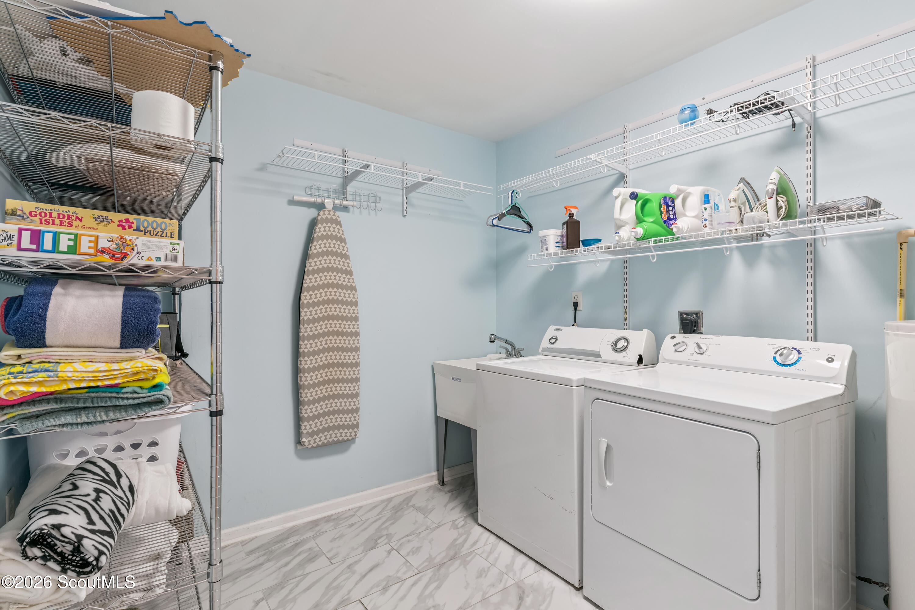 102 Silver Lake Road St. Simons Island, GA 31522 - Photo 12 of 50 Laundry Room