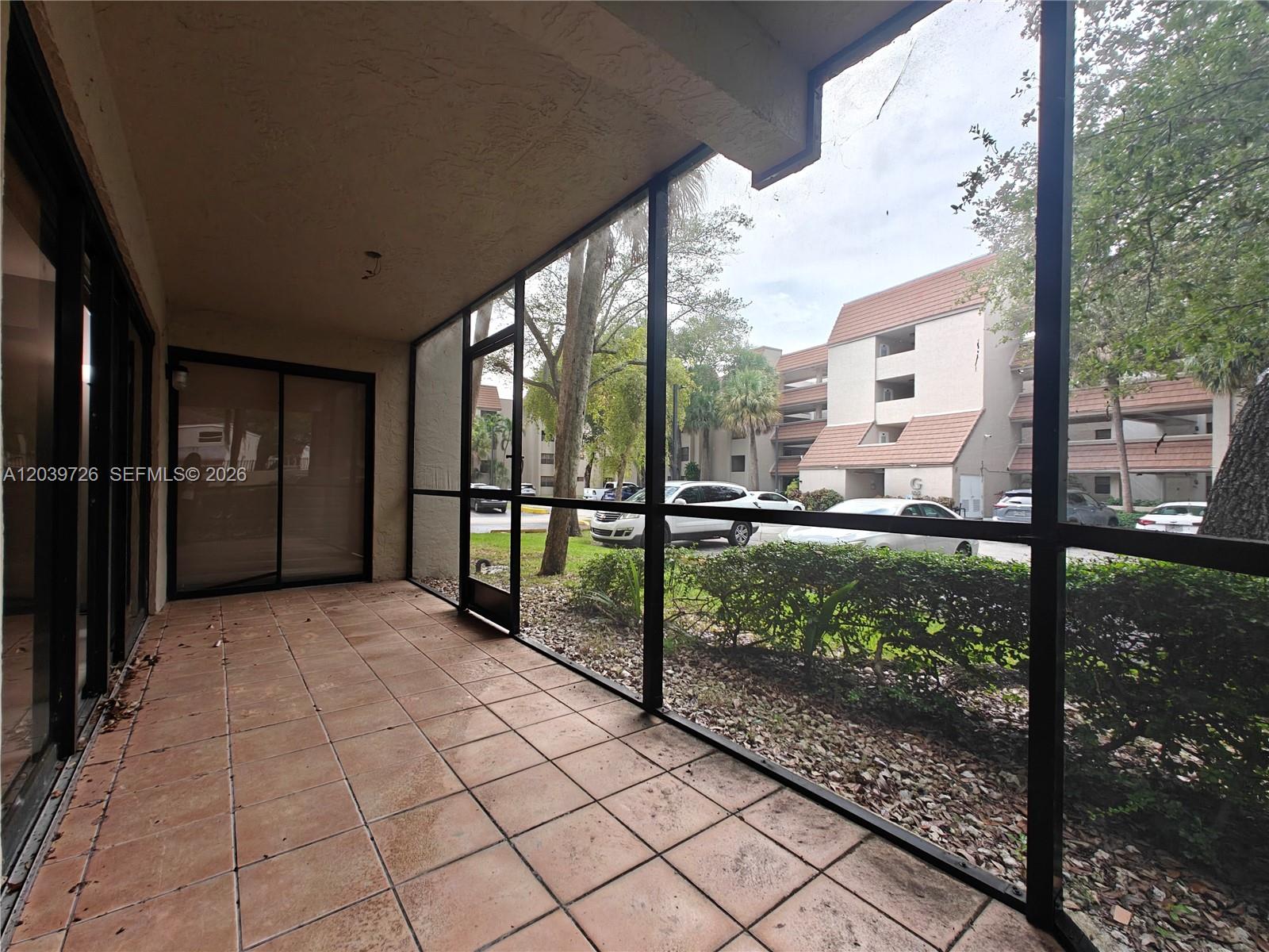 601 Ives Dairy Road, Unit 1018 Miami, FL 33179 - Photo 11 of 16