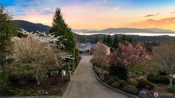 $3,699,000 | 1900 Samish Crest Way, Bellingham, WA 98229