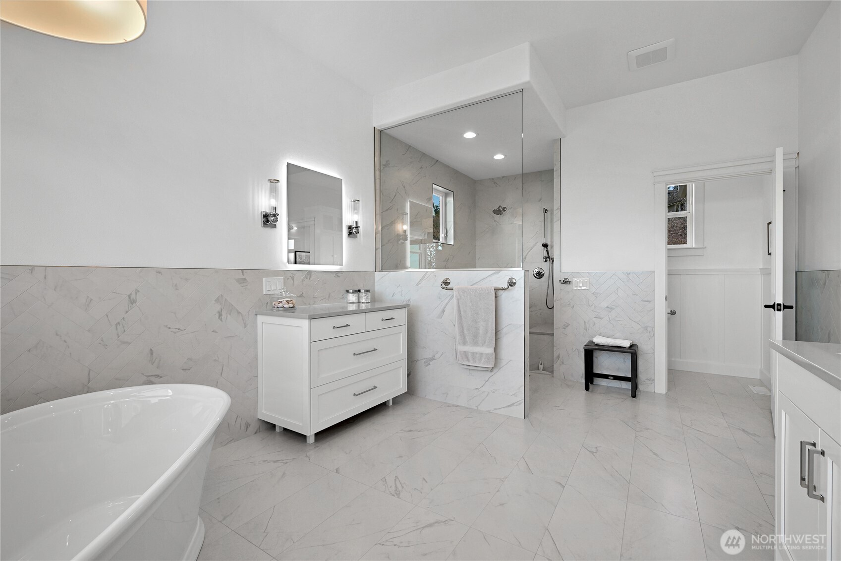 1900 Samish Crest Way Bellingham, WA 98229 - Photo 21 of 40