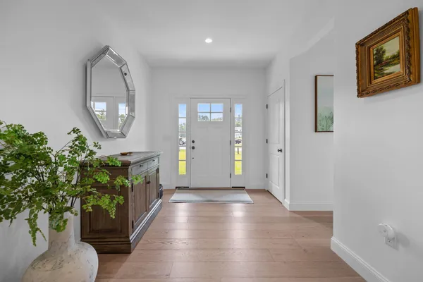 $1,800,000 | 18 Treat Farm Road, Stratham, NH 03885