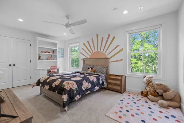 $1,800,000 | 18 Treat Farm Road, Stratham, NH 03885