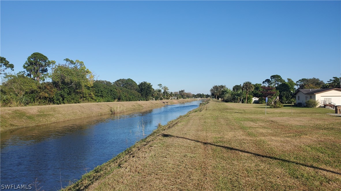 509 East Jasmine Road Lehigh Acres, FL 33936 - Photo 23 of 26 Gallery Image 23