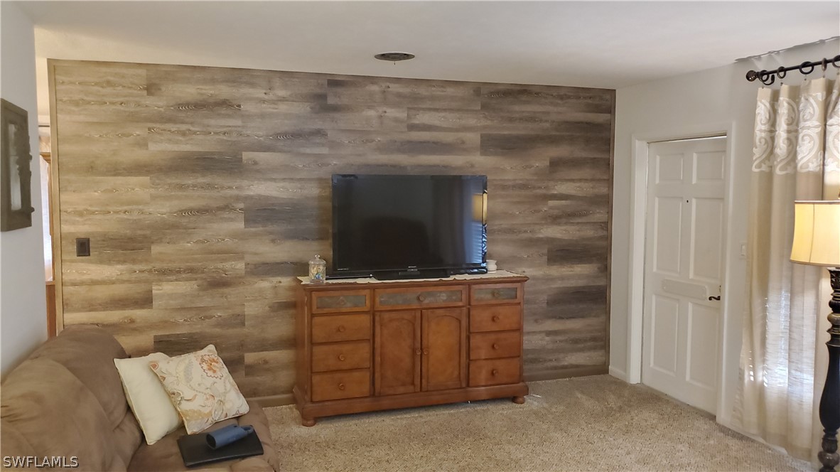 509 East Jasmine Road Lehigh Acres, FL 33936 - Photo 8 of 26 Gallery Image 8