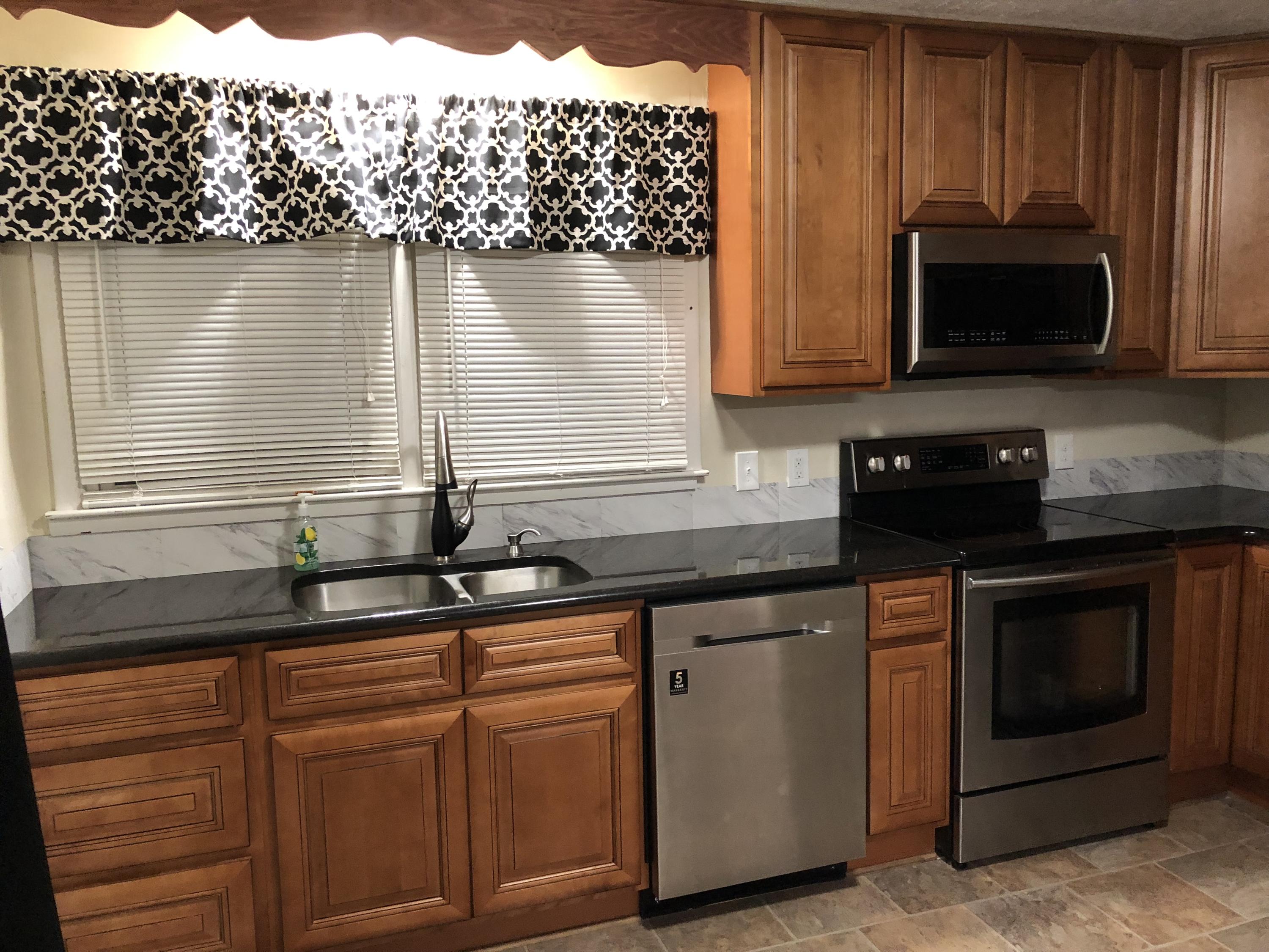 414 North Dogwood Road Powell, TN 37849 - Photo 12 of 17 image
