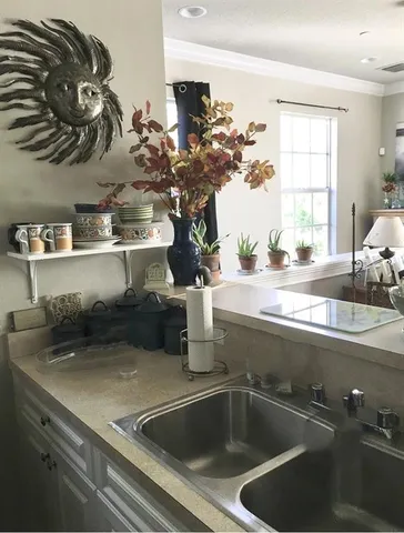 a close view of sink and tap