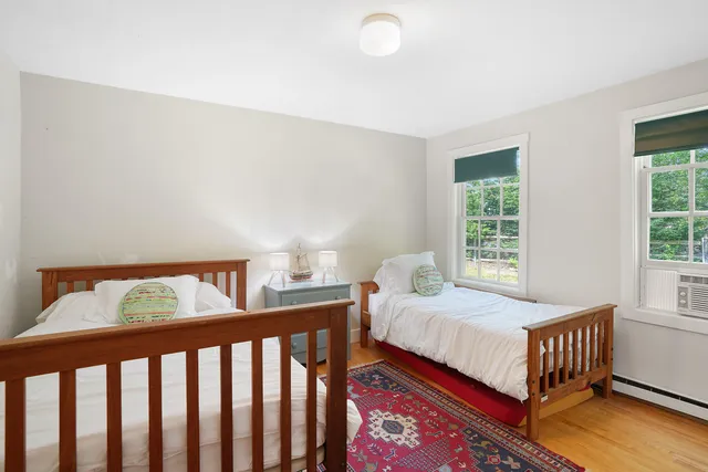 $1,950,000 | 10 Duende Lane, Edgartown, MA 02539