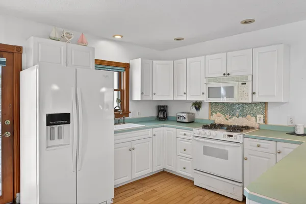$1,199,000 | 8 Buckley Road, West Dennis, MA 02670