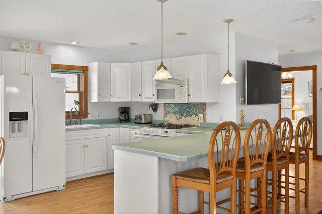 $1,299,000 | 8 Buckley Road, West Dennis, MA 02670