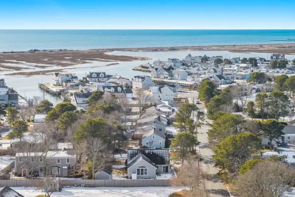 $1,199,000 | 8 Buckley Road, West Dennis, MA 02670