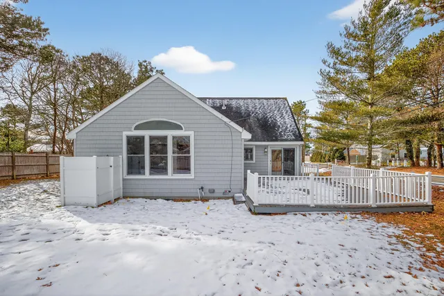 $1,299,000 | 8 Buckley Road, West Dennis, MA 02670