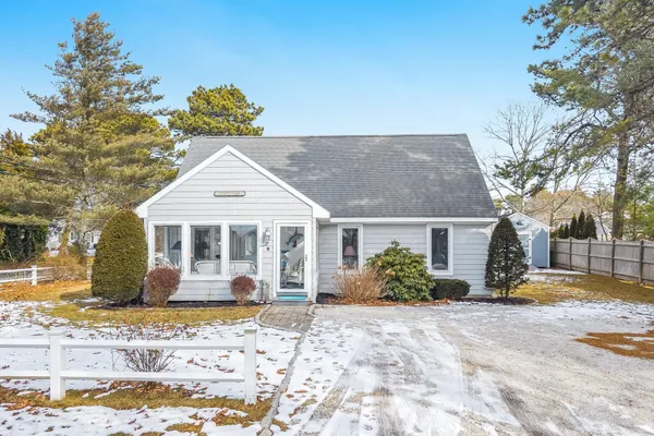 $1,199,000 | 8 Buckley Road, West Dennis, MA 02670