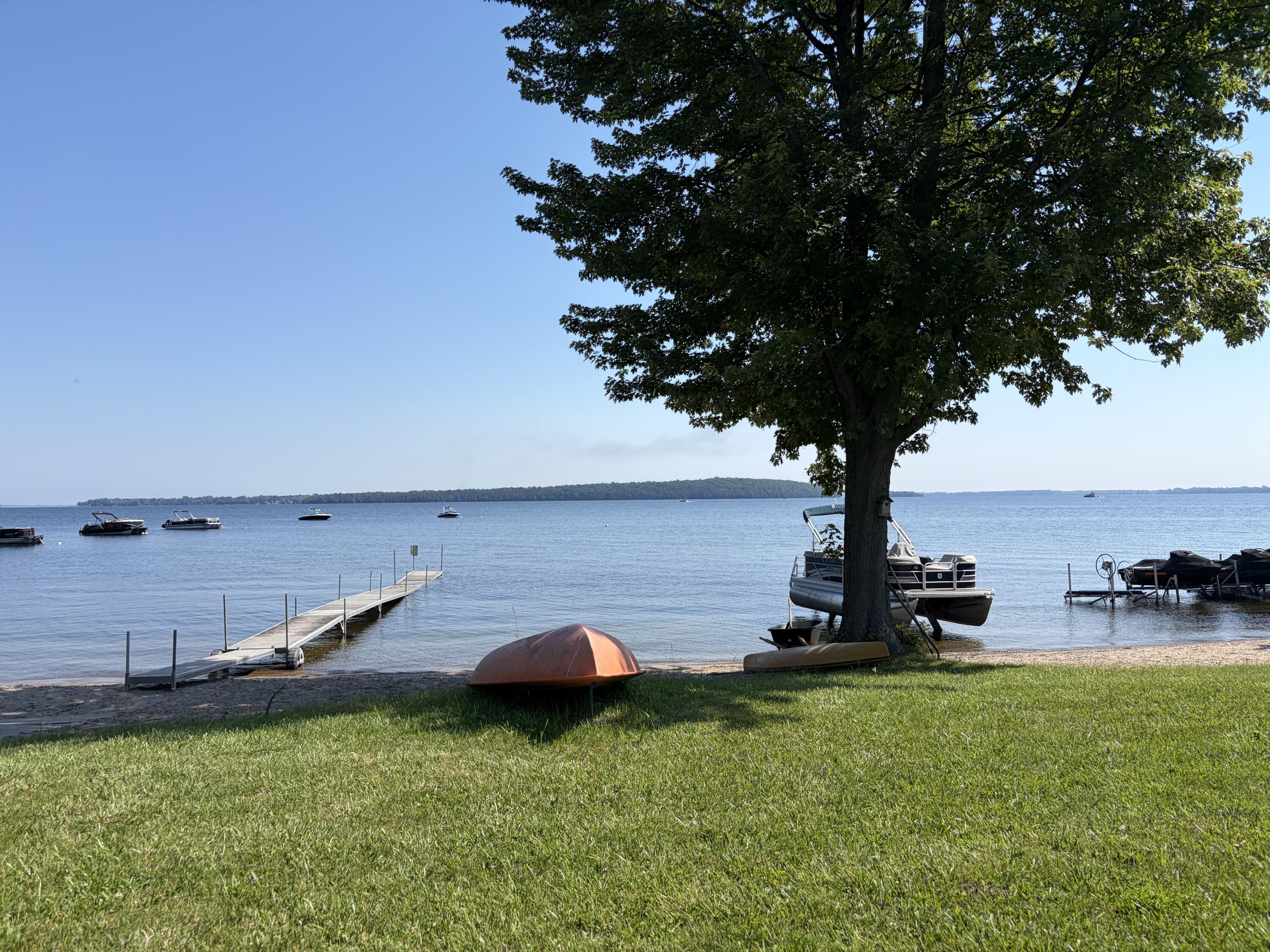 35 Marine Village Road Plattsburgh, NY 12901 - Photo 2 of 7