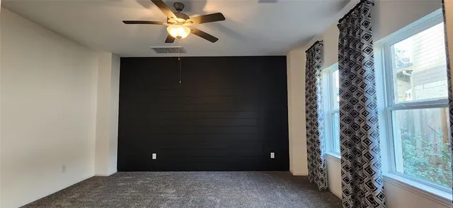 $2,500 | 201 Water Grass Trail, Clute, TX 77531