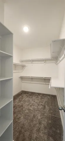 $2,500 | 201 Water Grass Trail, Clute, TX 77531