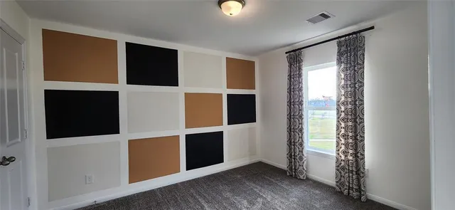 $2,500 | 201 Water Grass Trail, Clute, TX 77531