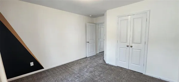 $2,550 | 201 Water Grass Trail, Clute, TX 77531