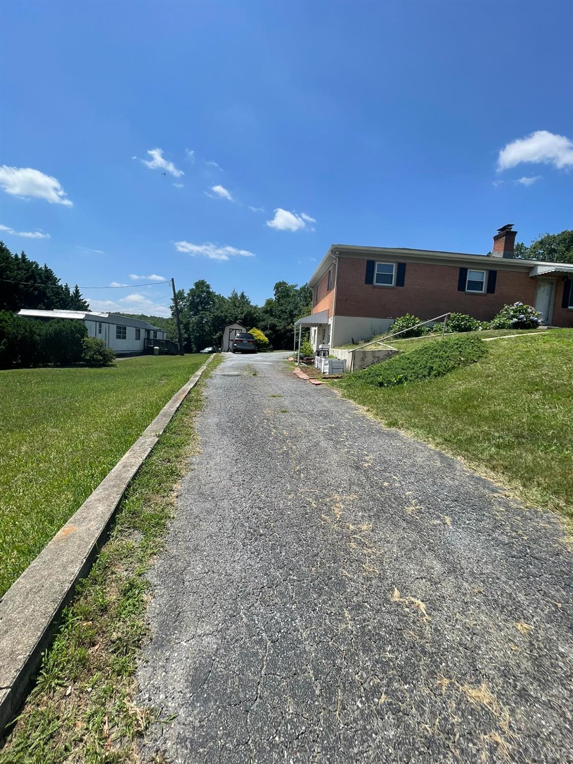 2198 Old Rustburg Road Lynchburg, VA 24501 - Photo 5 of 42