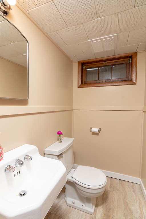 79 Robinson Road West Springfield, MA 01089 - Photo 24 of 26 Gallery Image 24