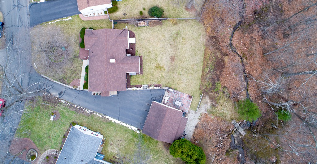 79 Robinson Road West Springfield, MA 01089 - Photo 4 of 26 Gallery Image 4