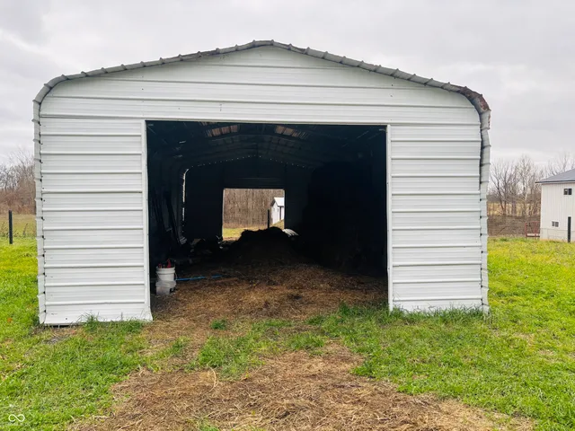 $350,000 | 4823 West County Road 200 South, Connersville, IN 47331