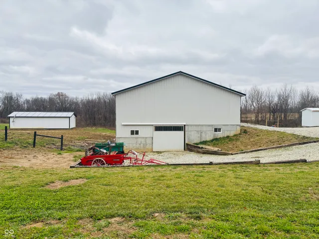 $350,000 | 4823 West County Road 200 South, Connersville, IN 47331