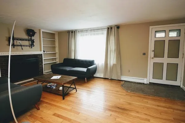 $3,000 | 17 Janet Circle, Shrewsbury, MA 01545