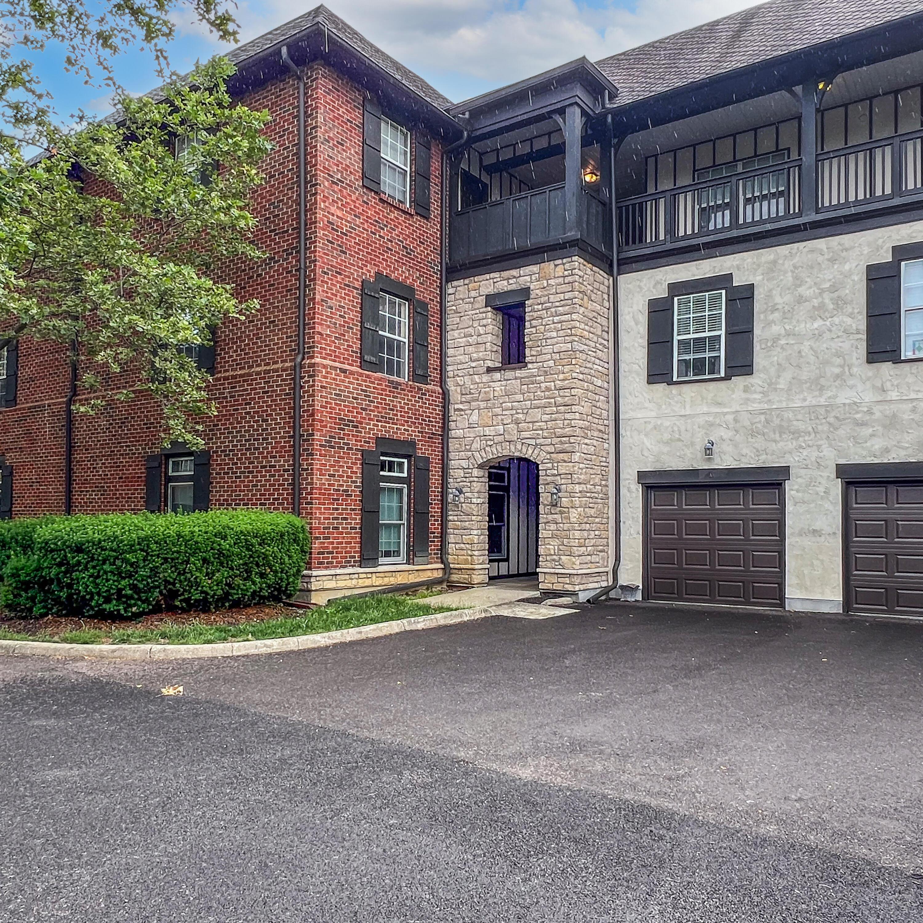 6124 Inishmore Lane Dublin, OH 43017 - Photo 1 of 31 2nd Floor Corner Unit