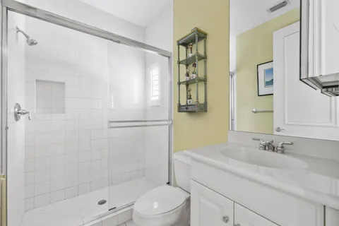 $3,250,000 | 1018 Grand Court, Highland Beach, FL 33487