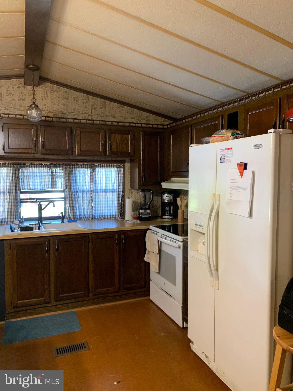 498 Reeceville Road Coatesville, PA 19320 - Photo 4 of 11