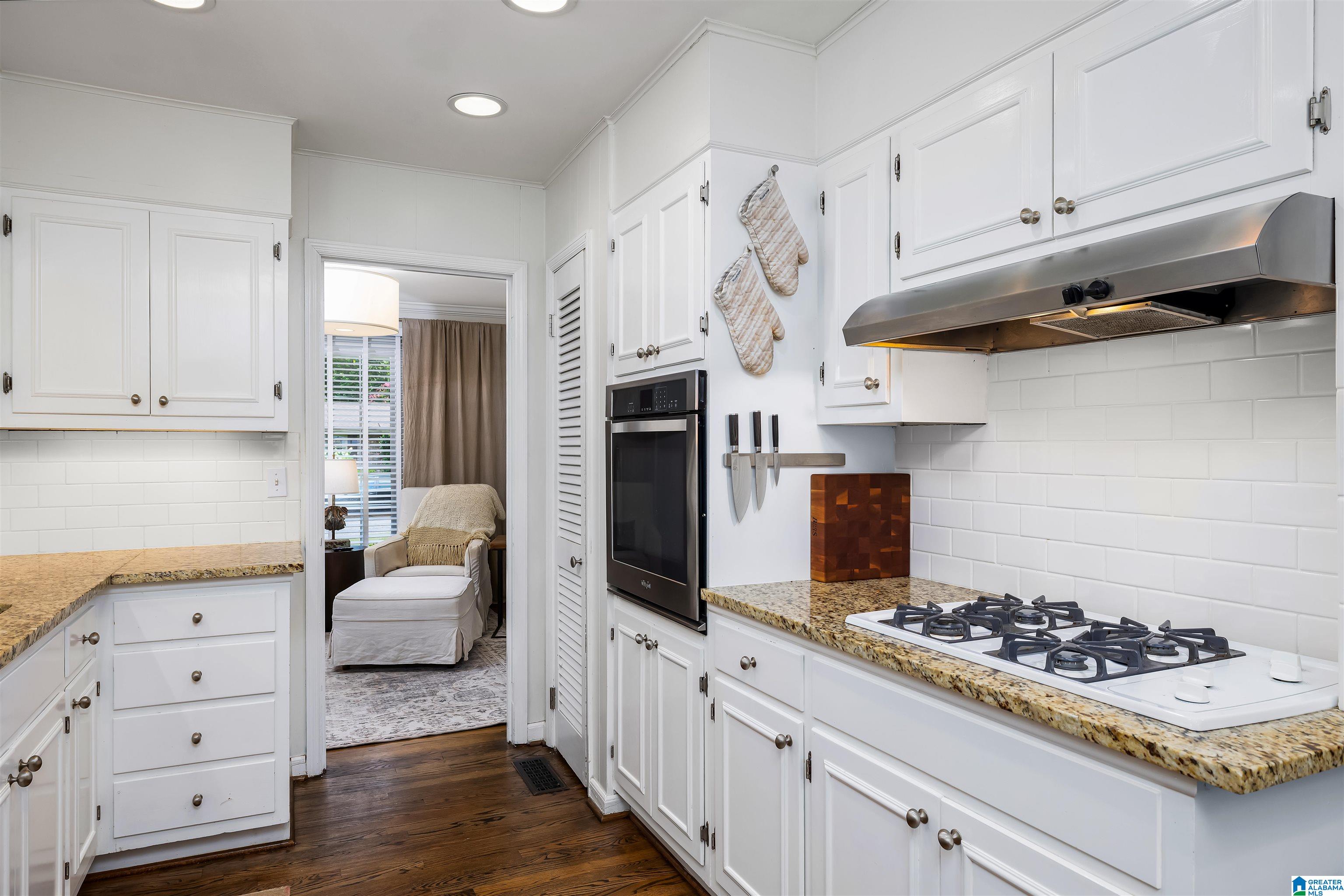 4325 MountainDale Road Birmingham, AL 35213 - Photo 15 of 39