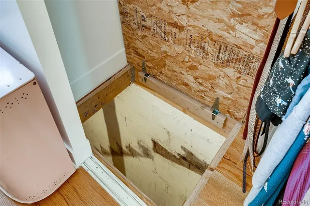 a view of an entryway