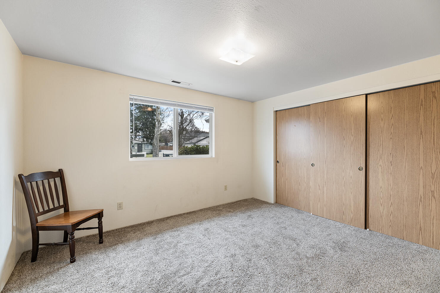 331 North 8th Street Central Point, OR 97502 - Photo 22 of 27 21