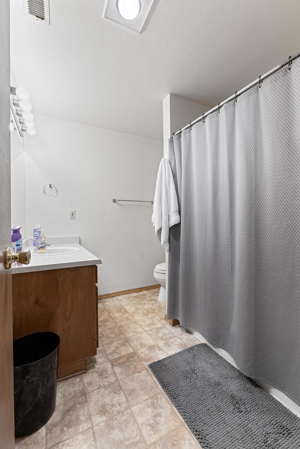 331 North 8th Street Central Point, OR 97502 - Photo 23 of 27 22