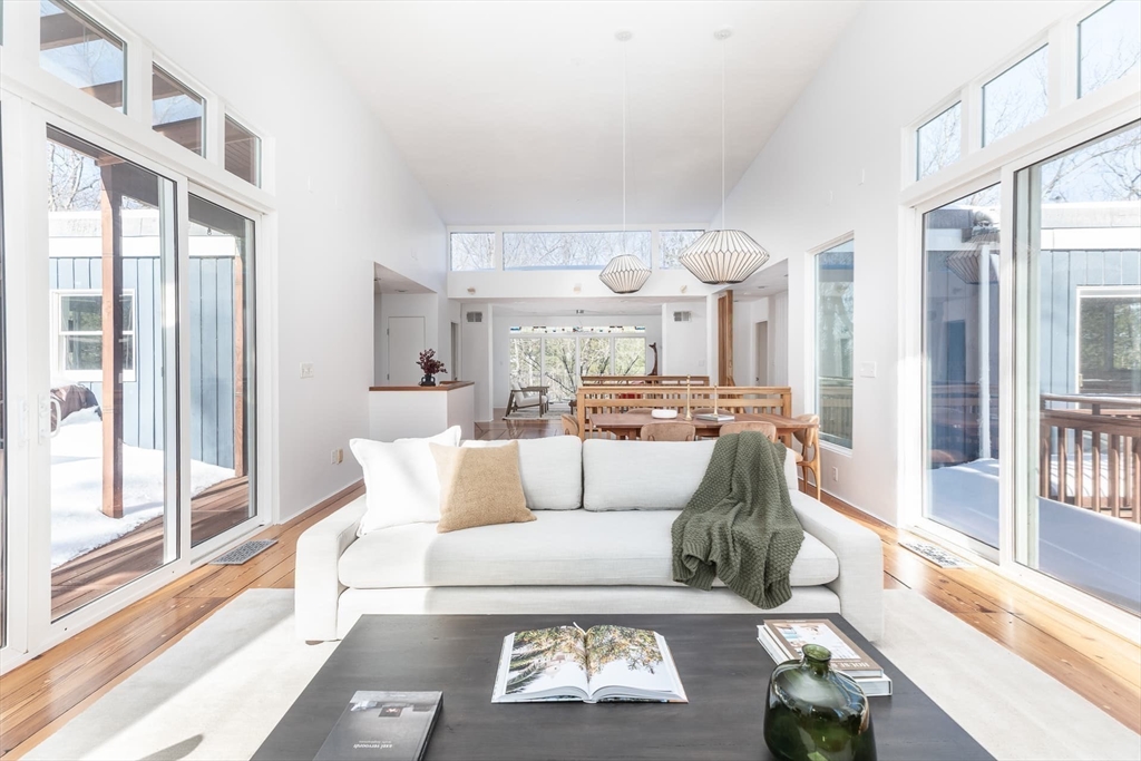 100 Bradford Road Weston, MA 02493 - Photo 12 of 42