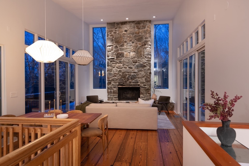 100 Bradford Road Weston, MA 02493 - Photo 8 of 42