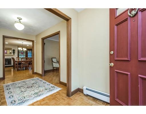 171 Old Farm Road Milton, MA 02186 - Photo 5 of 31 Gallery Image 5
