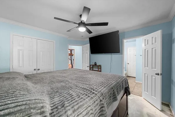 $299,999 | 713 Green Acres Lane, Midlothian, TX 76065