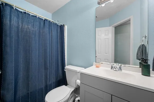 $299,999 | 713 Green Acres Lane, Midlothian, TX 76065