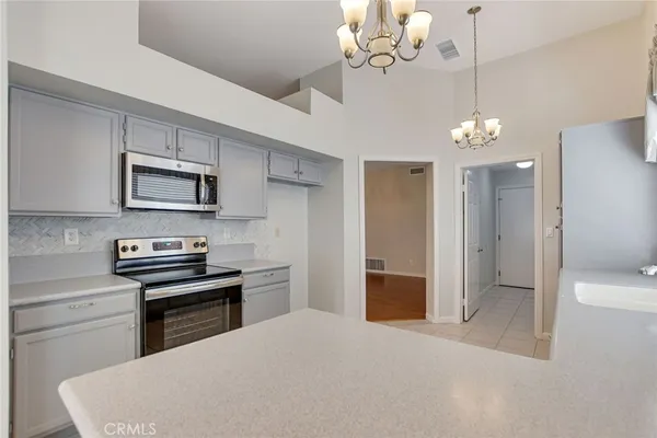 $389,900 | 2800 Banyan Tree Lane, Hemet, CA 92545