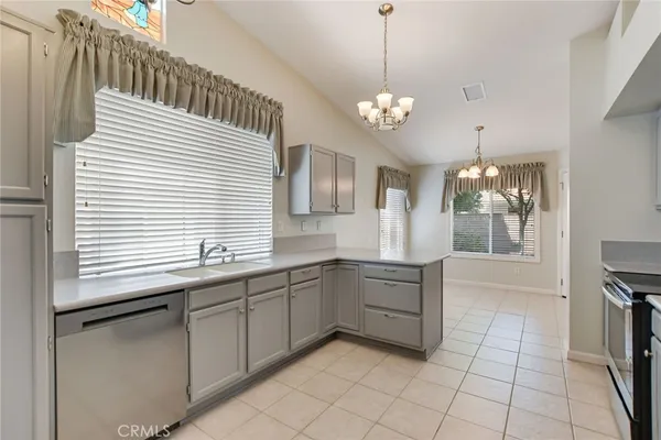 $389,900 | 2800 Banyan Tree Lane, Hemet, CA 92545