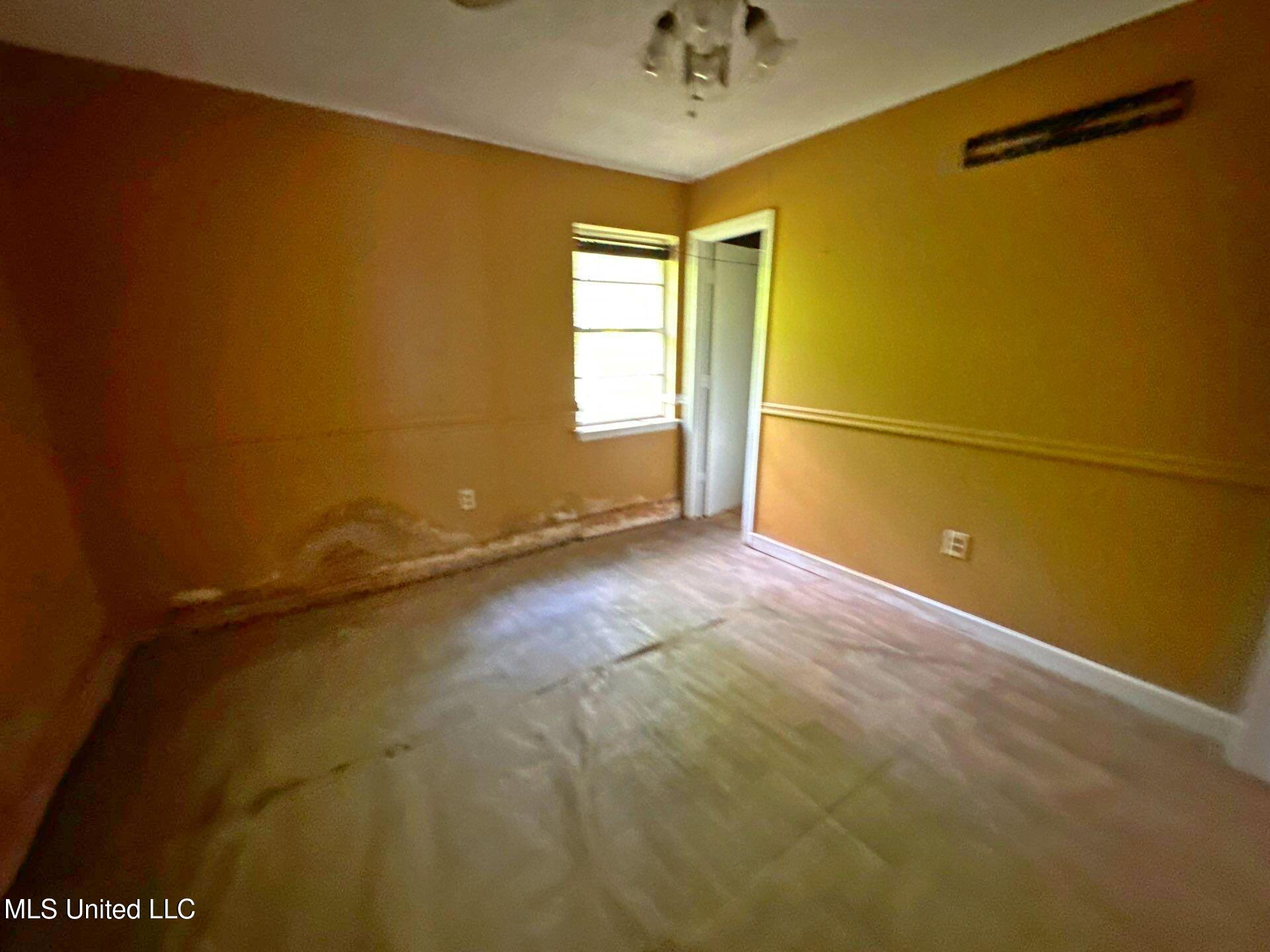 611 Chelsea Drive Jackson, MS 39212 - Photo 17 of 20 63-Aug 05 2025 02_53pm-29Ac