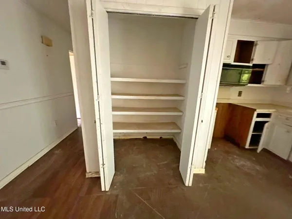 $26,900 | 611 Chelsea Drive, Jackson, MS 39212