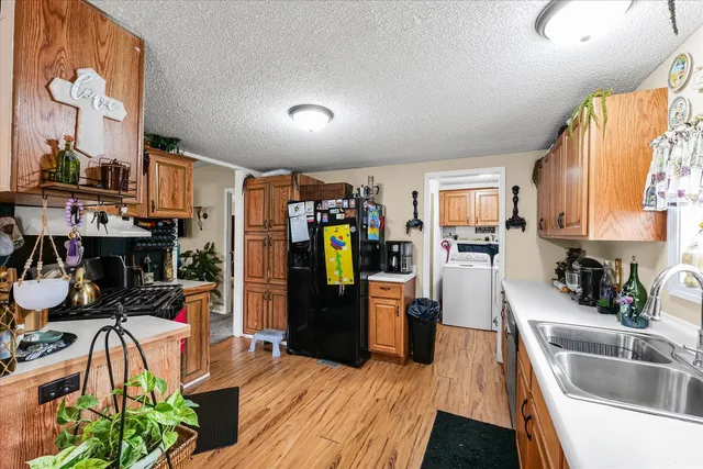 $105,000 | 705 West Park Street, Thomasboro, IL 61878